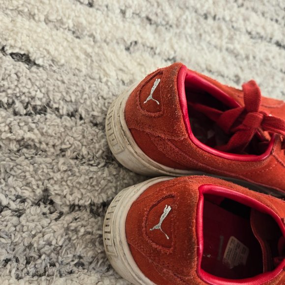 Puma Sneakers Size 7 - Picture 2 of 2